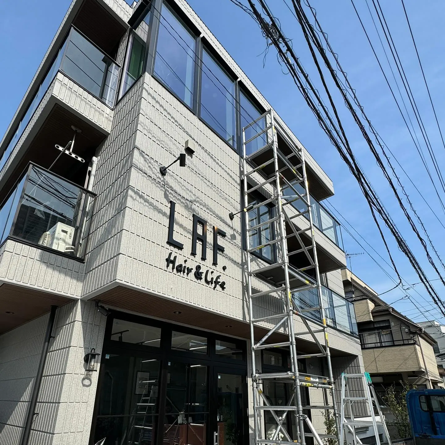所沢市のマンションへミラー目隠しフィルム アンバー35とRSP15EXを施工