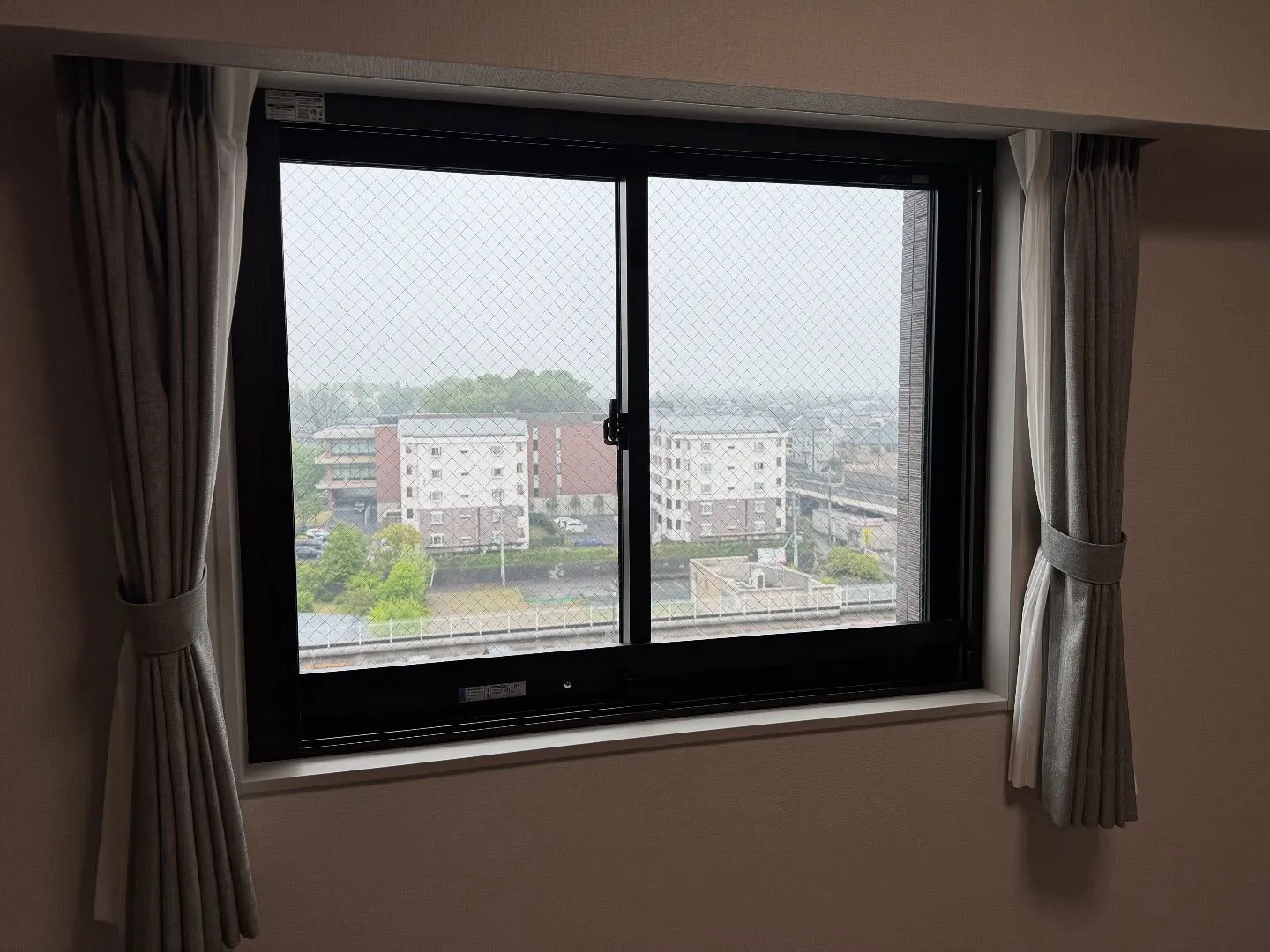 柏市の新築マンションへ3M製の透明遮熱フィルム NANO70...