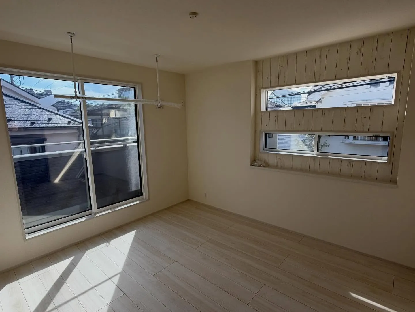 小平市の新築一戸建てへお引越し前にCPマーク付き防犯フィルム...