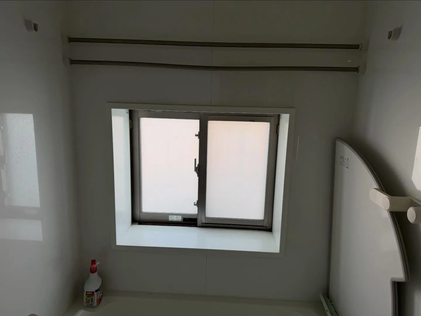 豊島区のマンションへミラー目隠しフィルム 3Mアンバー35と...